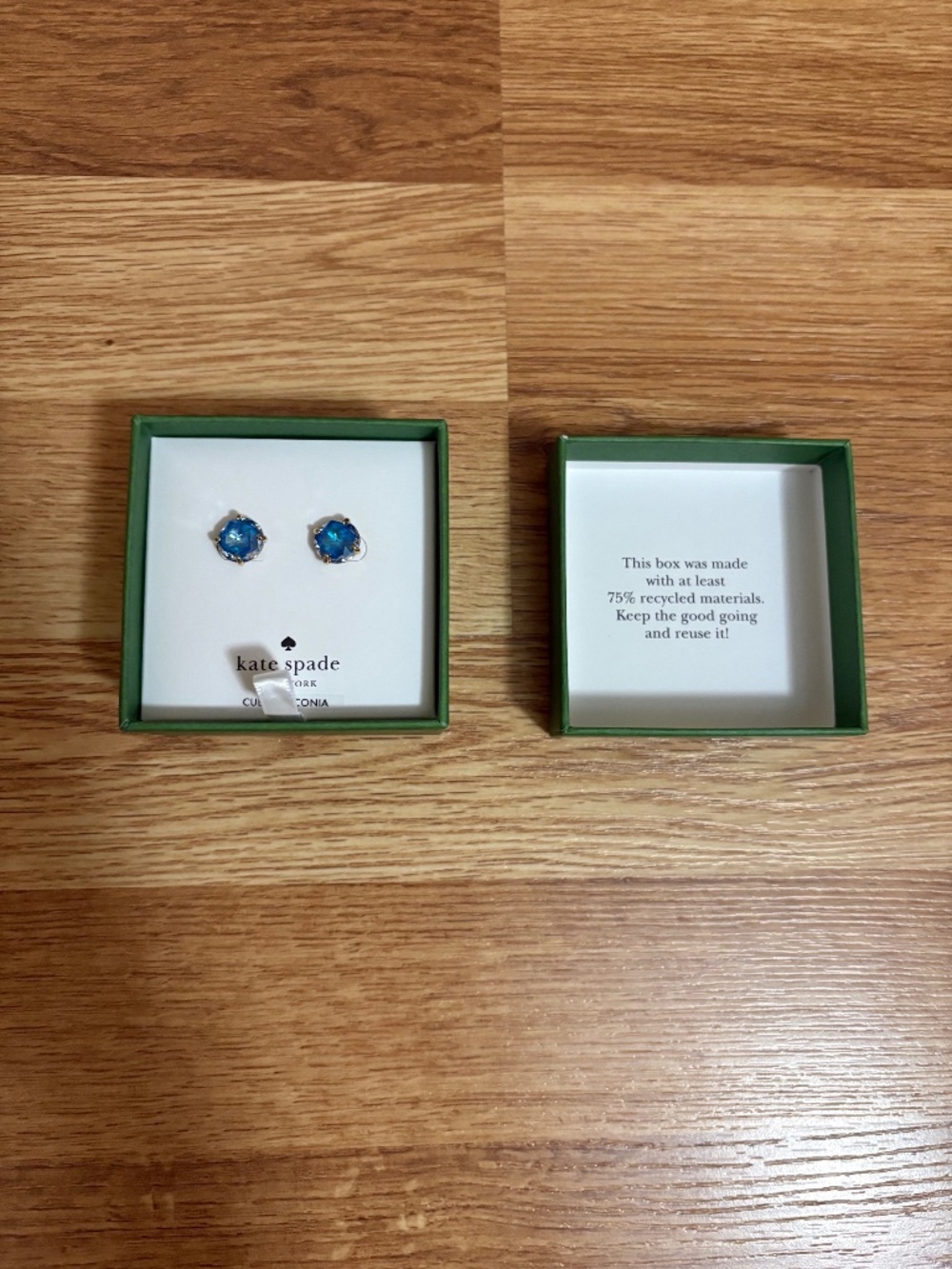 NIB Kate Spade bright ideas stud earrings